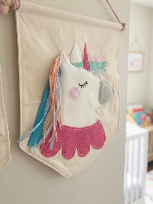 Banner Unicorno in Feltro – Decorazione da Parete per Cameretta Bambina